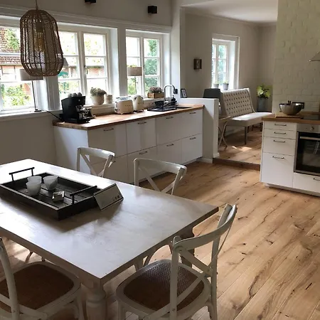 Апартаменты Alte Schule Hinterhaus - Ehlbeck *